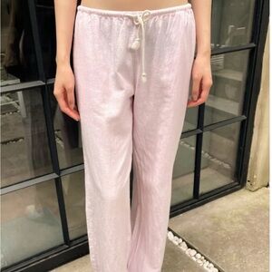 NWT!! Brandy Melville Nanda Pants in One size!